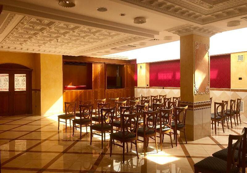 San Giovanni Rotondo Palace   Alihotels