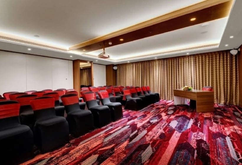 هتل The Fern Goregaon