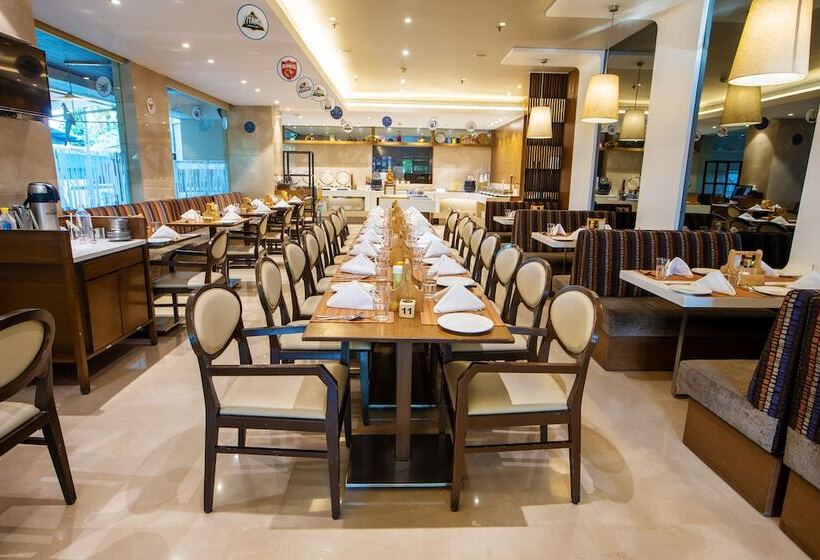 هتل The Fern Goregaon