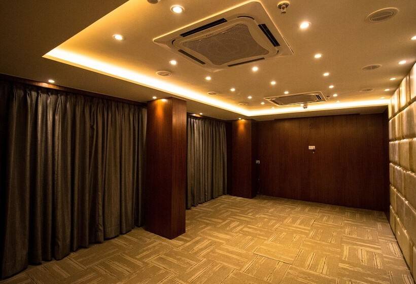 בית מלון כפרי The Maureen