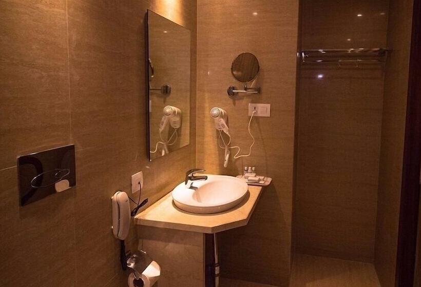 בית מלון כפרי The Maureen