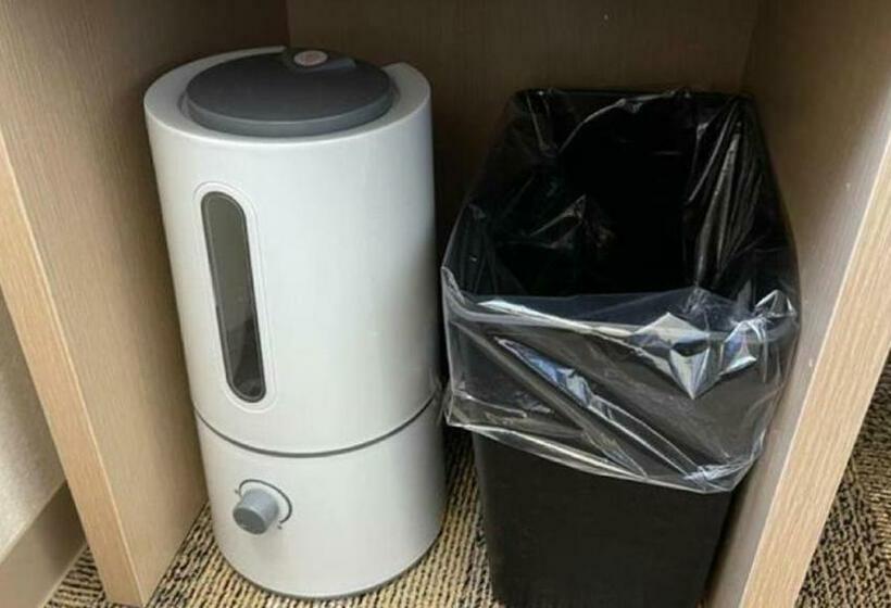 Отель Toyoko Inn Kintetsu Yokkaichieki Kitaguchi