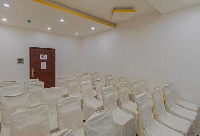 酒店 Treebo Premium Palmyra Milford, 2 Km From Alleppey Beach