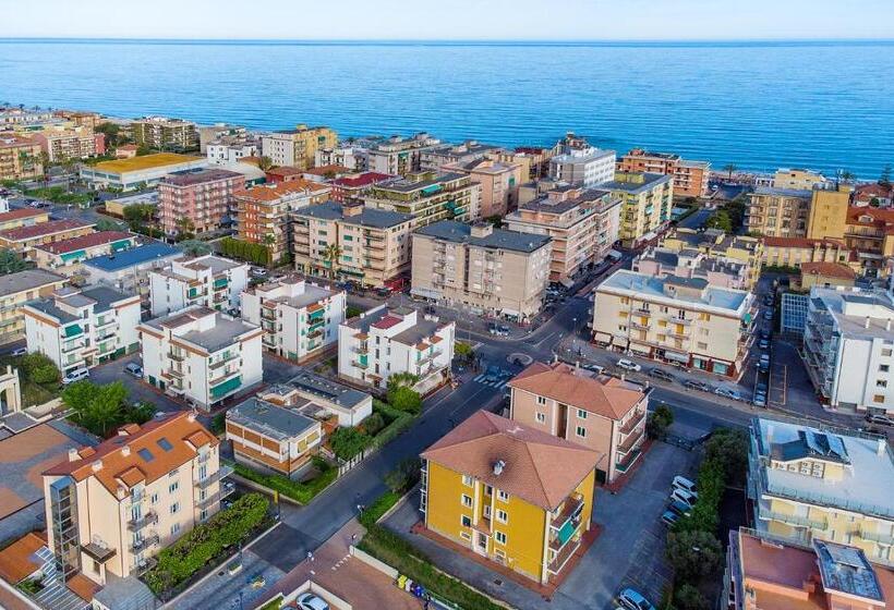 ホテル Villa Adriana