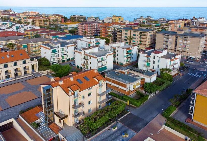 ホテル Villa Adriana