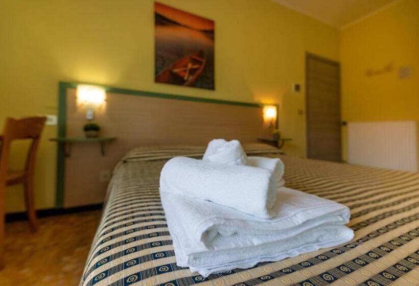 ホテル Villa Adriana