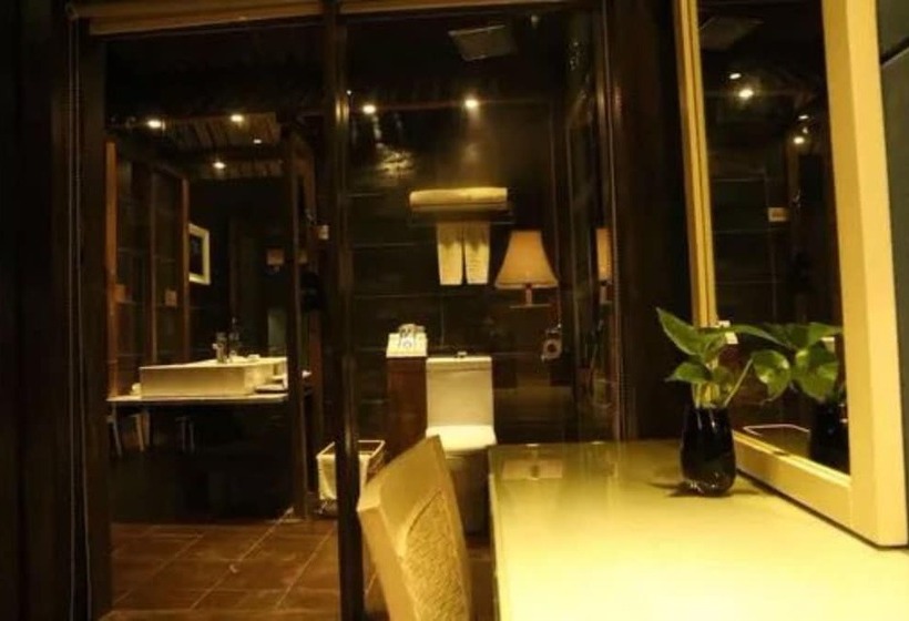 هتل Yema Silk Road Inn