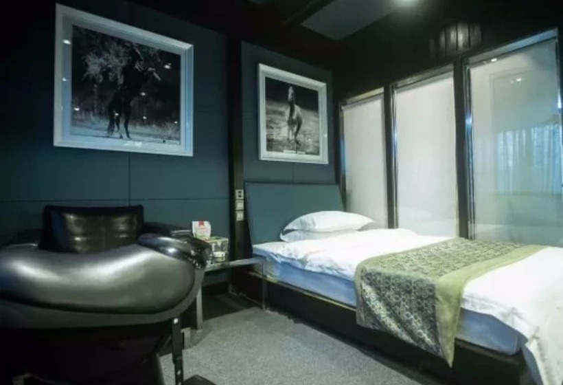 هتل Yema Silk Road Inn