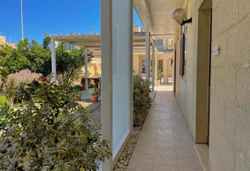 Il Gardjola Bed And Breakfast