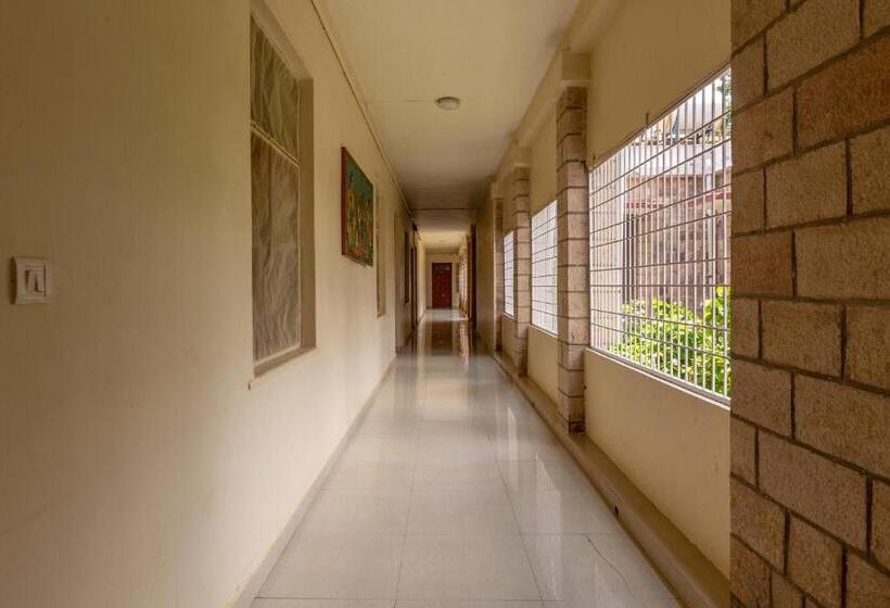 Kstdc Hotel Mayura Chalukya, Badami