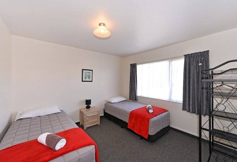 Greenwood Park Motel