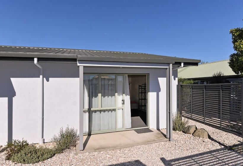 Greenwood Park Motel