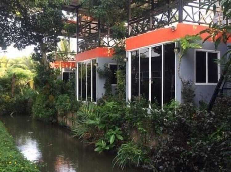 Мотель Meephawa Resort