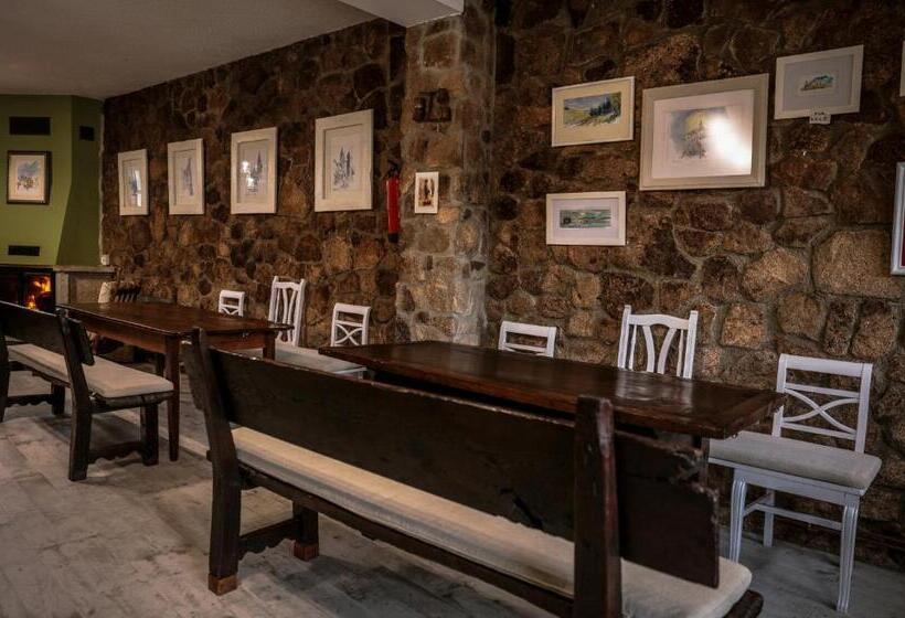 Pensión Albergue A Pedra