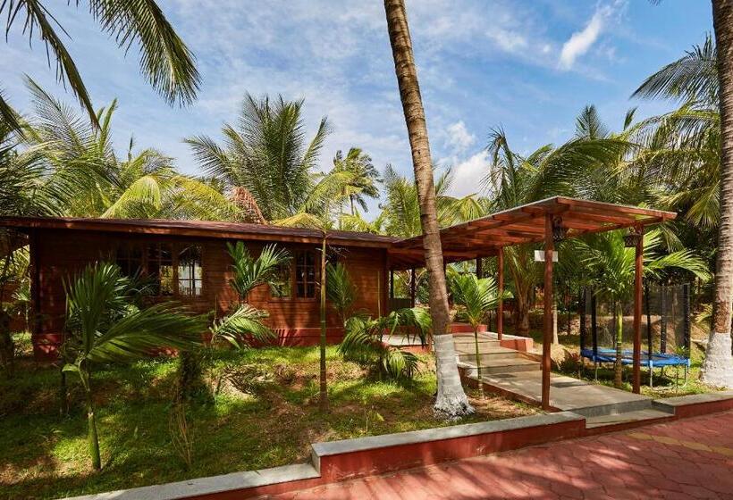 リゾートホテル Sterling Anaikatti