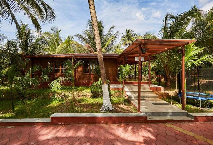 リゾートホテル Sterling Anaikatti