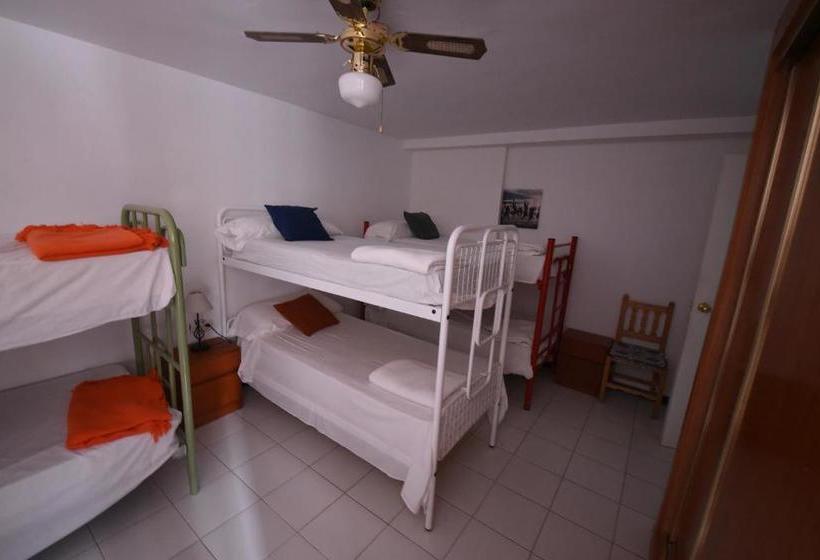 Torre De La Victoria Hostel