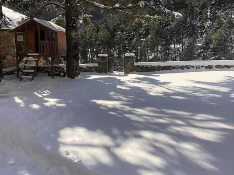 Xalet Refugi U.e.c. Hostel