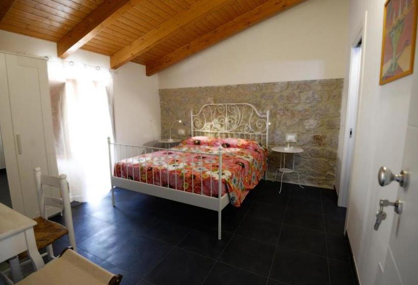 ベッドアンドブレックファースト Al Giardino Di Anna