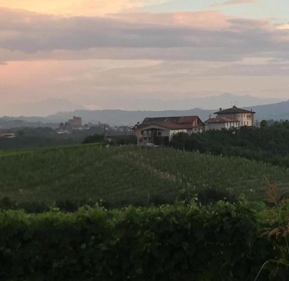 مبيت وإفطار Cascina Baresane