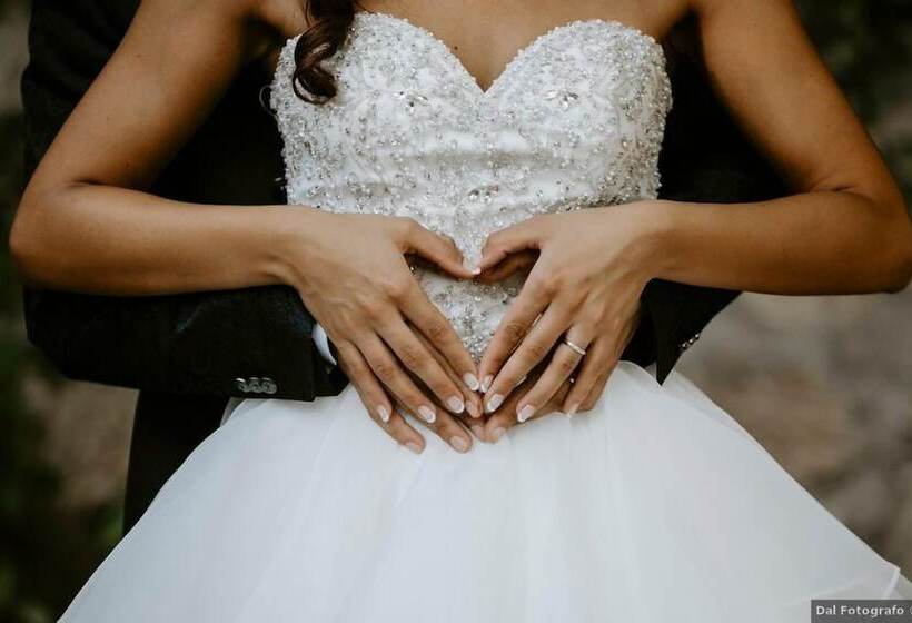 مبيت وإفطار Corte Poli