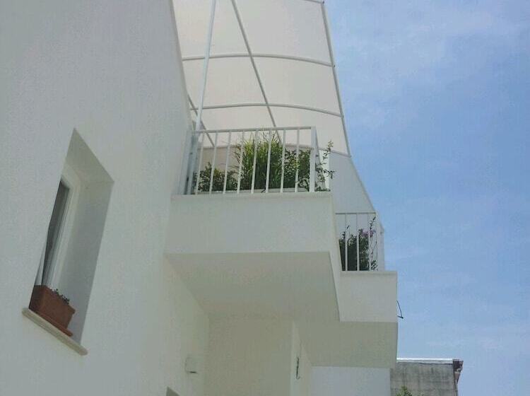 مبيت وإفطار La Loggetta