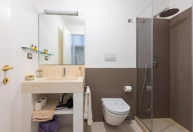 مبيت وإفطار La Loggetta