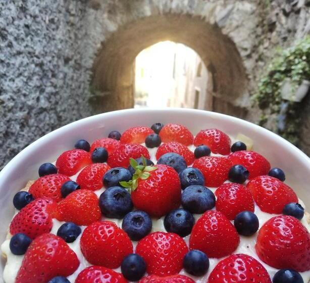 مبيت وإفطار La Rocca Maison De Charme