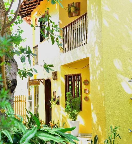 Bed and Breakfast Pousada Sombra Do Cajueiro