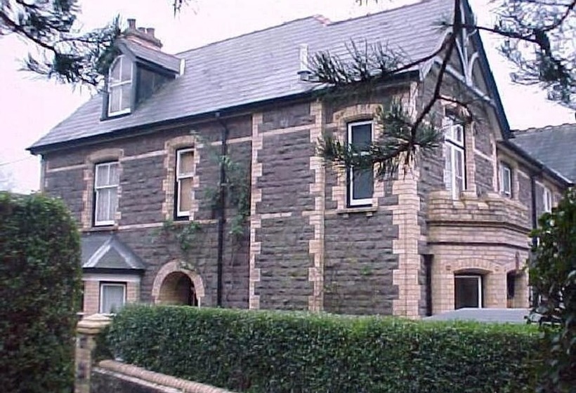 Bed and Breakfast Ryvington Apartments