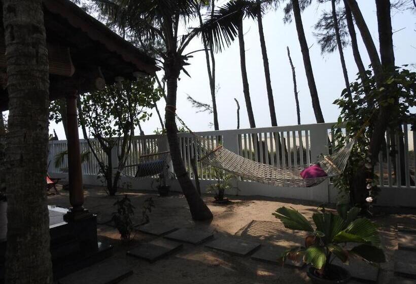 فندق Alleppey Beach Garden