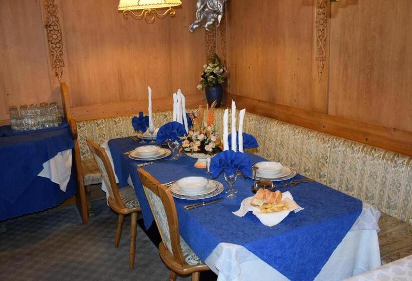 Отель Alpenrose