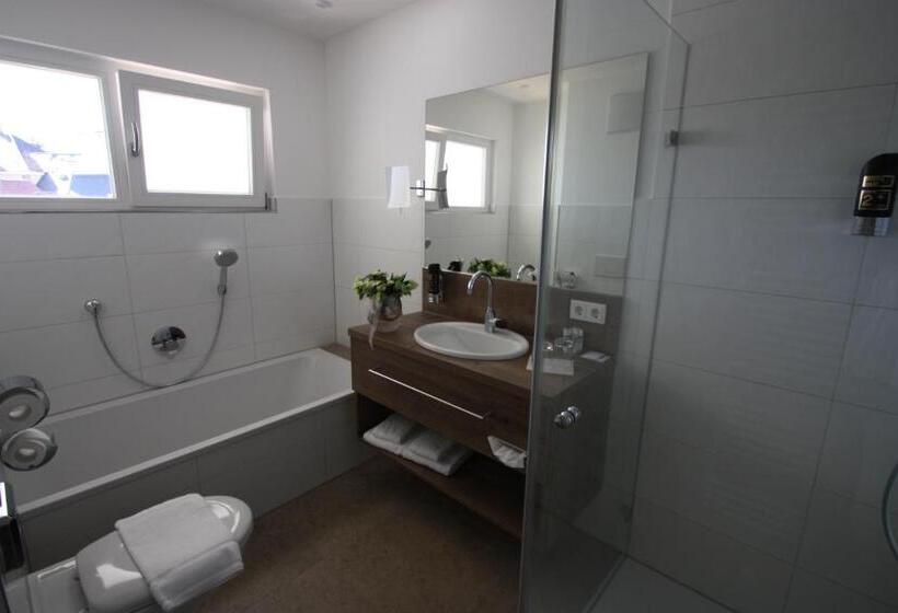 Отель Am Schrannenplatz