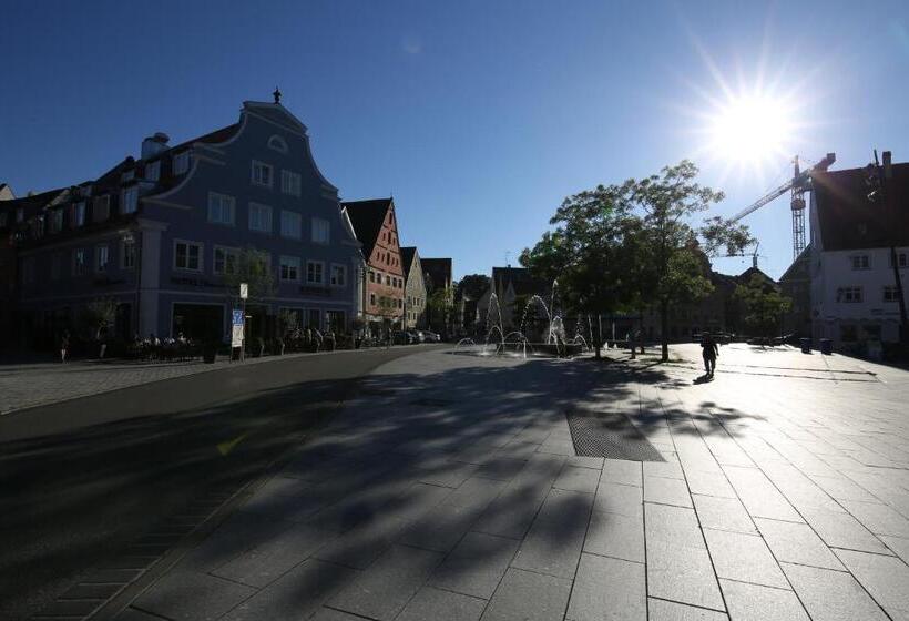 Отель Am Schrannenplatz