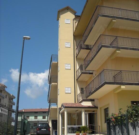 בית מלון כפרי Caimo Bed Breakfast