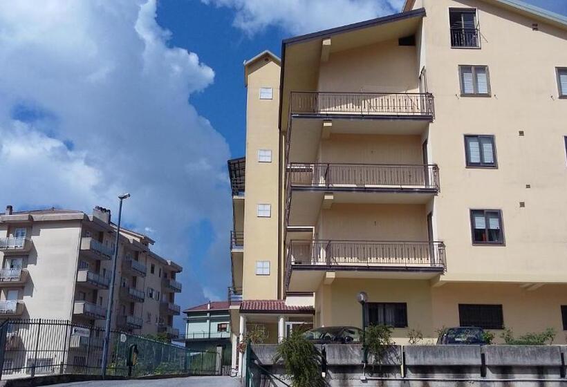 בית מלון כפרי Caimo Bed Breakfast