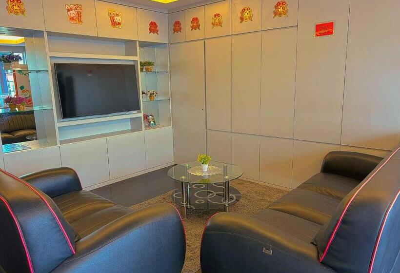 Отель Double Happiness