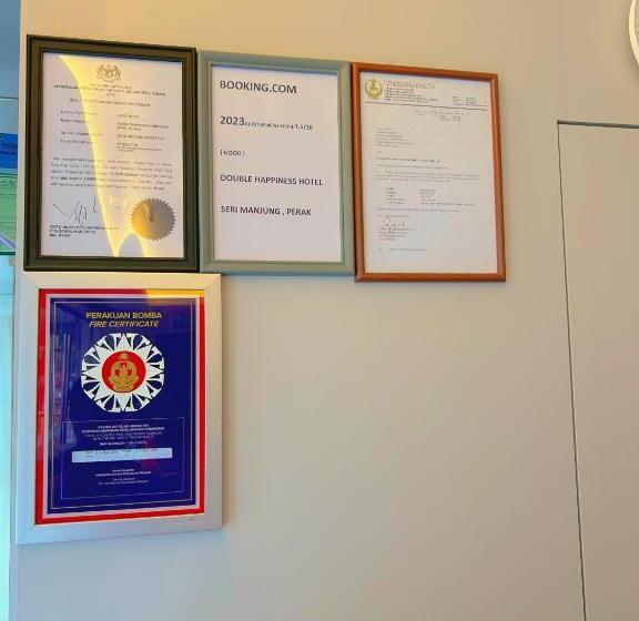 Отель Double Happiness