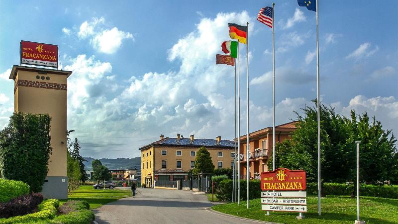 فندق Fracanzana