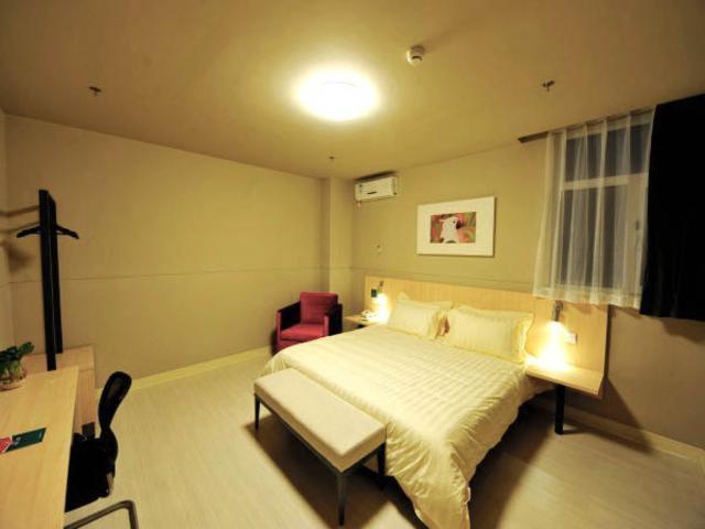 Otel Jinjiang Inn Daqing Honggang