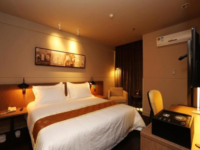 Hotel Jinjiang Inn Select Changchun Jingyuetan Park