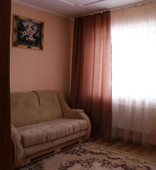 هتل Karpatskyi Maetok