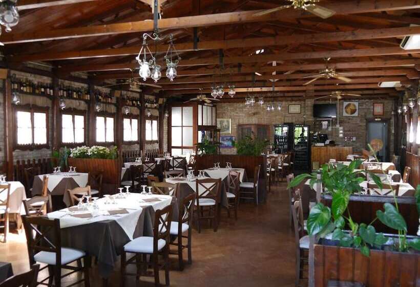 فندق La Cantinella