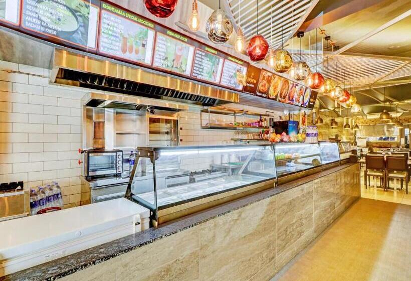 Отель Maharaja Inn Chikmagalur