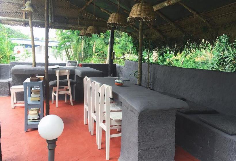 Hotel Mint Inside Garden