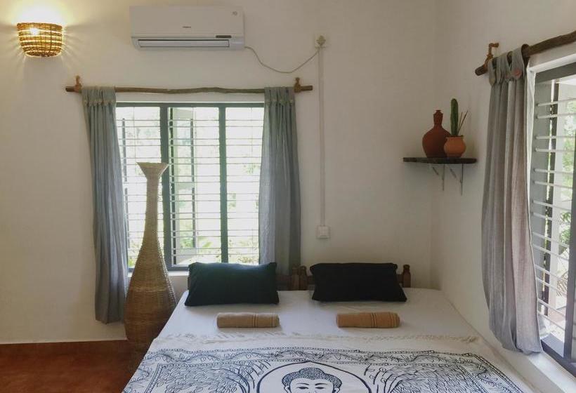 Hotel Mint Inside Garden