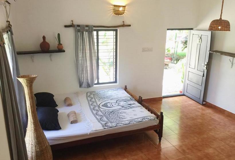 Hotel Mint Inside Garden