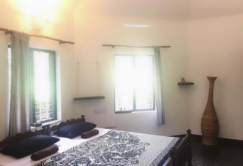 Hotel Mint Inside Garden