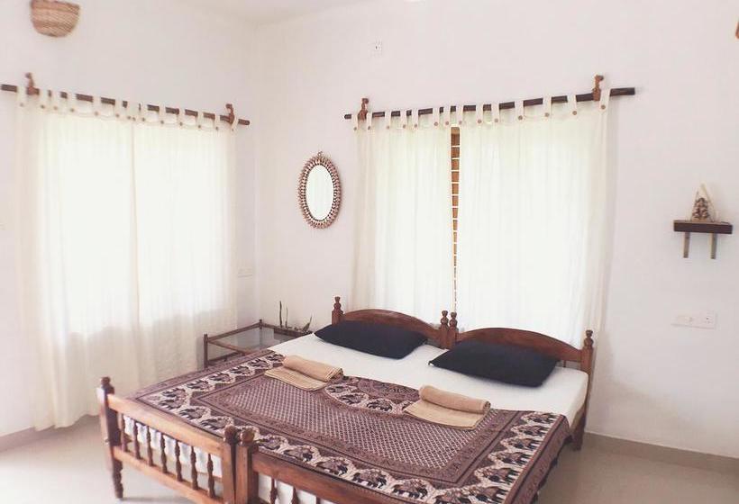 Hotel Mint Inside Garden