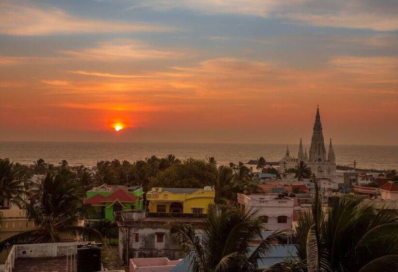 בית מלון כפרי New Cape